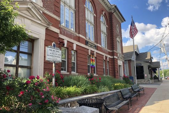 Town_Hall,_Hopkinton,_Massachusetts_-_Photo_Taken_June_15,_2021